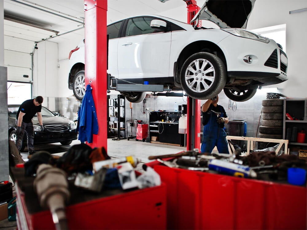 Comment bien reprendre un garage automobile en Tarentaise?