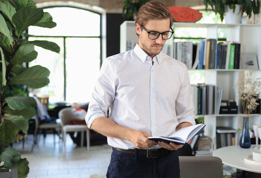 Top 5 des livres incontournables pour les entrepreneurs