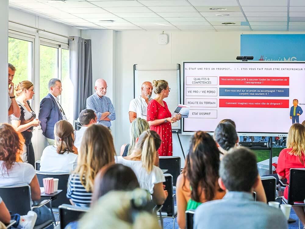 Location de salle de réunion, travail et événement 50 personnes à Chambéry en Savoie